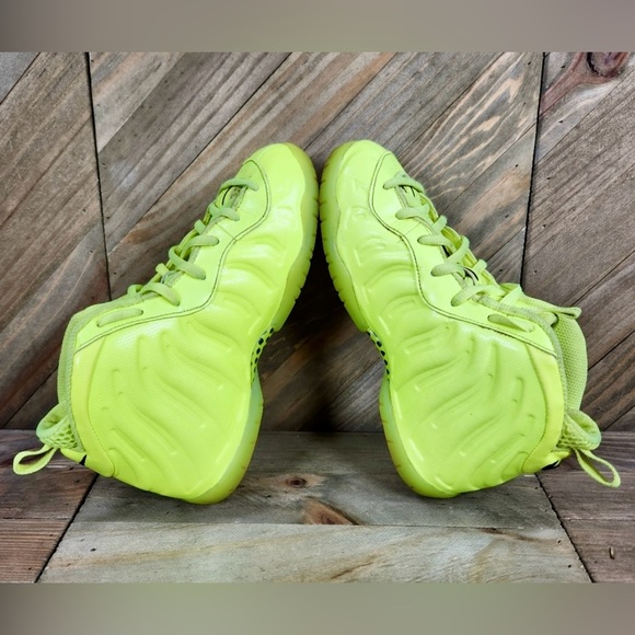 Nike Little Posite Pro Volt Green Kids Athletic Shoes Size 2Y - Picture 6 of 9